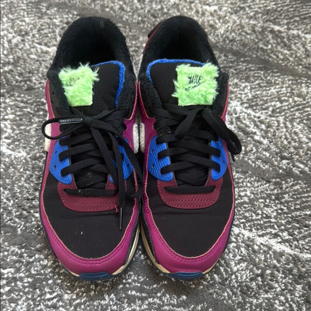 Nike Women's Sneakers - Black, Pink, Blue, Green